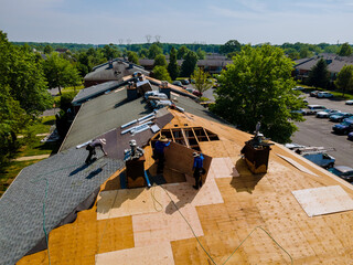 What You Should Know About Roofers