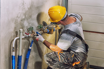 How a Plumber Can Fix Common Plumbing Problems